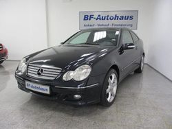 Schwarz Gebraucht 2008 Mercedes 180 Sport Edition Limousine | 2.980 €