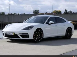 Weiß Gebraucht 2019 Porsche Panamera Turbo Limousine | 57.999 € (Fairer Preis)