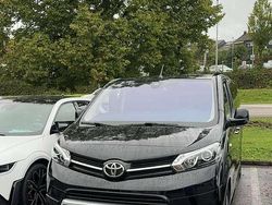 Schwarz Gebraucht 2024 Toyota Proace Verso Executive Kombi | 58.000 €