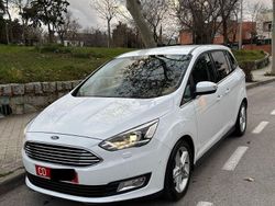 Weiß Gebraucht 2017 Ford C-MAX Titanium Van / Kleinbus | 14.999 € (Fairer Preis)