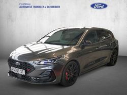Grau Neu 2025 Ford Focus ST Limousine | 40.990 € (Fairer Preis)