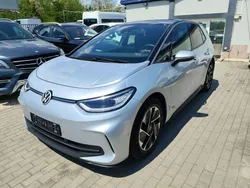 Scale silver metallic Gebraucht 2024 VW ID.3 Pro Kleinwagen | 28.900 € (Superpreis)