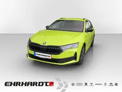 Grün Gebraucht 2024 Skoda Octavia SportLine Kombi | 37.980 € (Etwas zu teuer)