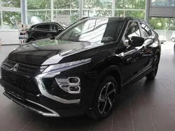 Schwarz metallic Gebraucht 2022 Mitsubishi Eclipse Cross Plus SUV | 24.690 € (Fairer Preis)