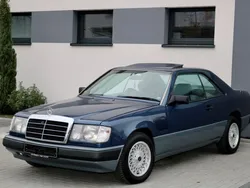 Blau Gebraucht 1988 Mercedes 230 Coupé | 13.990 €