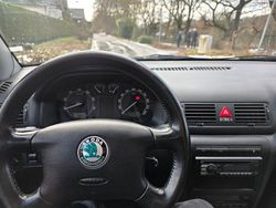 Schwarz Gebraucht 2008 Skoda Octavia Tour Kombi | 1.600 € (Superpreis)