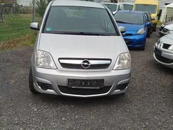 Silber Gebraucht 2006 Opel Meriva Edition Van / Kleinbus | 2.200 € (Fairer Preis)