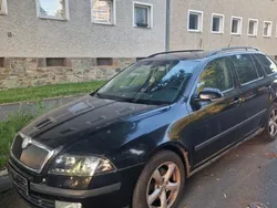 Schwarz Gebraucht 2006 Skoda Octavia Ambiente Kombi | 1.999 € (Fairer Preis)