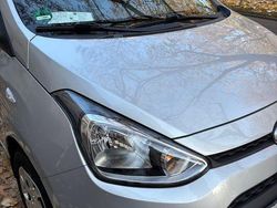 Schwarz Gebraucht 2016 Hyundai i10 Classic Kleinwagen | 10.900 € (Fairer Preis)