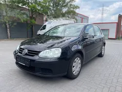 Schwarz Gebraucht 2004 VW Golf V Trendline Limousine | 2.000 € (Fairer Preis)