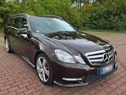 Braun Gebraucht 2012 Mercedes E200 AMG Kombi | 14.399 € (Etwas zu teuer)