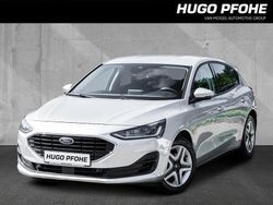 Polar silber metallic Gebraucht 2022 Ford Focus Cool & Connect Limousine | 15.850 € (Superpreis)