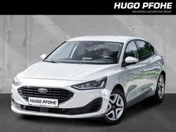 Polar silber metallic Gebraucht 2022 Ford Focus Cool & Connect Limousine | 15.850 € (Superpreis)