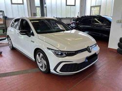 Pure white Gebraucht 2021 VW Golf VIII GTD Limousine | 24.360 € (Guter Preis)