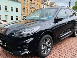 Obsidianschwarz metallic Gebraucht 2023 Ford Kuga ST-Line X SUV | 33.990 € (Etwas zu teuer)