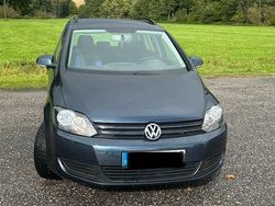 Blau Gebraucht 2010 VW Golf Plus Cross Van / Kleinbus | 4.490 € (Fairer Preis)