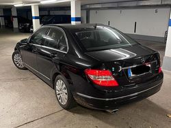 Schwarz Gebraucht 2010 Mercedes C220 Limousine | 12.700 €