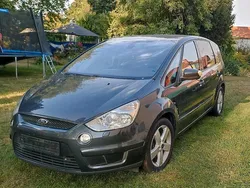 Grau Gebraucht 2009 Ford S-MAX S Van / Kleinbus | 5.500 € (Fairer Preis)