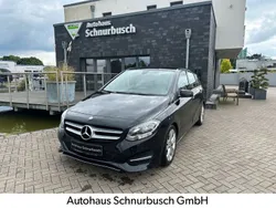 Schwarz Gebraucht 2015 Mercedes B180 Urban Van / Kleinbus | 11.990 € (Fairer Preis)