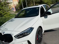 Weiß Gebraucht 2021 BMW M135 M Sport Kleinwagen | 30.500 € (Fairer Preis)