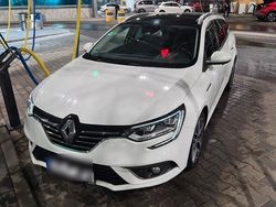 Weiß Gebraucht 2016 Renault Mégane GrandTour Bose Edition Kombi | 8.900 € (Fairer Preis)