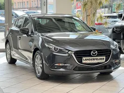 Matrixgrau metallic Gebraucht 2017 Mazda 3 Exclusive-Line Limousine | 14.400 € (Etwas zu teuer)