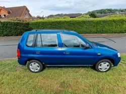 Blau Gebraucht 2001 Mazda Demio Kleinwagen | 1.500 € (Fairer Preis)