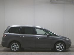 Grau Gebraucht 2022 Ford Galaxy Titanium Van / Kleinbus | 16.950 € (Guter Preis)