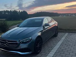 Grau Gebraucht 2020 Mercedes E200 Limousine | 30.500 € (Etwas zu teuer)