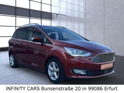 Rot Gebraucht 2017 Ford Grand C-Max Titanium Van / Kleinbus | 10.590 € (Fairer Preis)