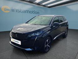 Schwarz Gebraucht 2023 Peugeot 5008 Van / Kleinbus | 28.249 € (Fairer Preis)