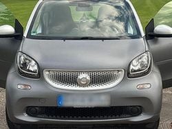 Grau Gebraucht 2015 Smart ForTwo Coupé Prime Cabrio | 9.600 € (Guter Preis)