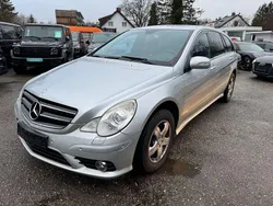 Silber Gebraucht 2008 Mercedes R320 AMG line Van / Kleinbus | 9.900 € (Teuer)