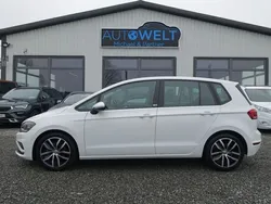 Weiß Gebraucht 2018 VW Golf Sportsvan Join Van / Kleinbus | 13.990 € (Fairer Preis)