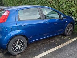 Blau Gebraucht 2009 Fiat Punto Dynamic Kleinwagen | 2.600 € (Fairer Preis)