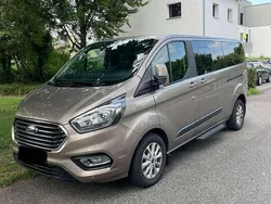 Andere außenfarben Gebraucht 2019 Ford Tourneo Custom Trend Van / Kleinbus | 34.500 € (Etwas zu teuer)