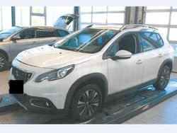 Weiß Gebraucht 2017 Peugeot 2008 Allure SUV | 7.800 € (Guter Preis)