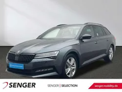 Quarzgrau metallic met. Gebraucht 2021 Skoda Superb SportLine Kombi | 26.880 € (Guter Preis)