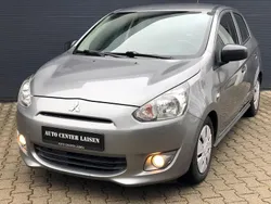 Grau Gebraucht 2015 Mitsubishi Space Star Diamant Edition Kleinwagen | 4.899 € (Fairer Preis)