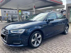 Blau Gebraucht 2017 Audi A3 Sportback Design Kombi | 17.900 € (Etwas zu teuer)