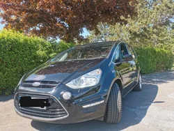Schwarz Gebraucht 2025 Ford S-MAX Titanium Van / Kleinbus | 13.999 €