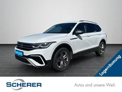Pure white Gebraucht 2022 VW Tiguan Allspace Elegance SUV | 32.780 € (Superpreis)