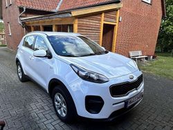 Weiß Gebraucht 2017 Kia Sportage Edition 7 SUV | 12.999 € (Etwas zu teuer)
