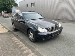 Schwarz Gebraucht 2005 Mercedes C200 Kombi | 999 €