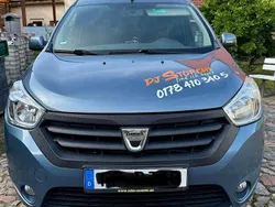 Blau Gebraucht 2015 Dacia Dokker Lauréate Van | 5.500 € (Superpreis)