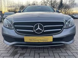 Grau Gebraucht 2019 Mercedes E200 Avantgarde Kombi | 15.999 € (Fairer Preis)