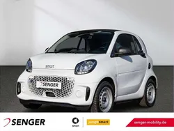Bodypanels in white Gebraucht 2022 Smart ForTwo Electric Drive Coupé | 10.450 € (Fairer Preis)
