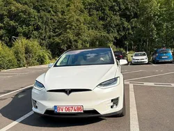 Weiß Gebraucht 2018 Tesla Model X Long Range RWD SUV | 39.850 €