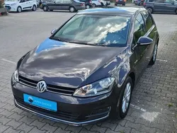 Grau Gebraucht 2015 VW Golf VII LOUNGE Limousine | 13.000 € (Fairer Preis)