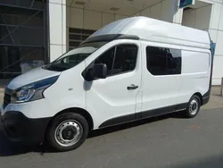 Weiß Gebraucht 2018 Renault Trafic Komfort Van | 19.900 €